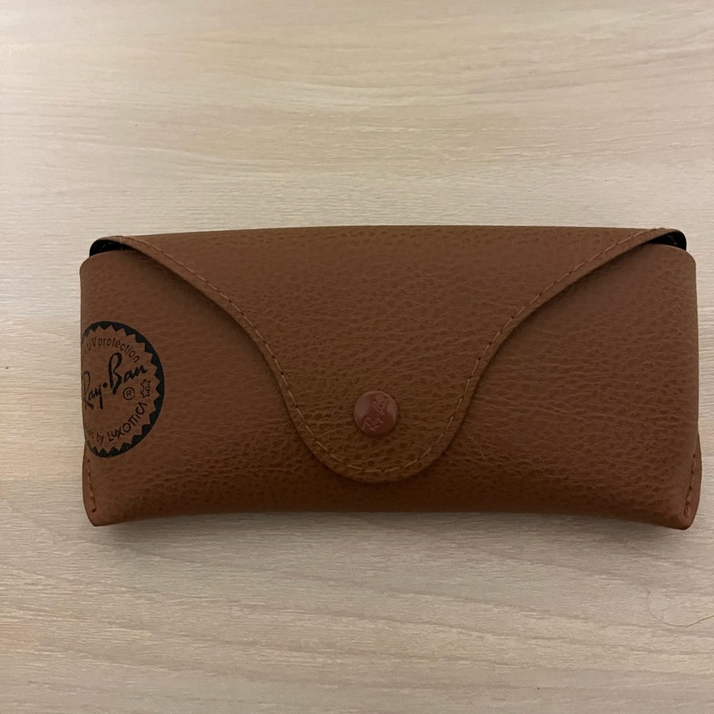 Ray•Ban glasses case never used